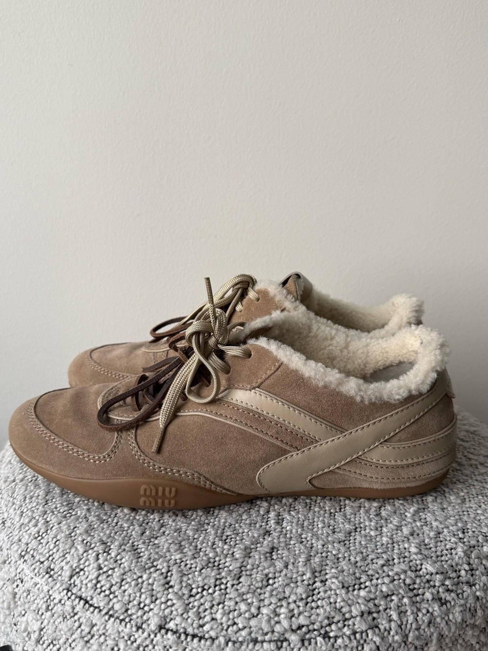 Miu Miu Gymnasium suede and shearling sneakers in suede - Picture 6 of 7